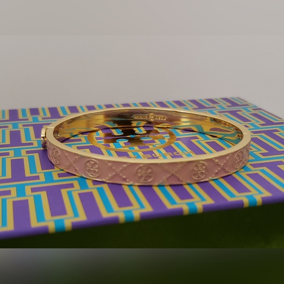 Tory Burch Logo Hinged Cuff Bracelet Pink And Gold Bangle 18cm - Picture 3 of 7